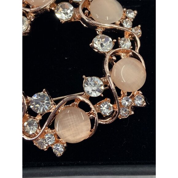 Rose Gold Tone Pink Cat's Eye Glass and Rhinestone Brooch NIB - Picture 3 of 4